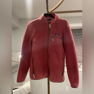 BRAND NEW berry pink patagonia fleece zip up